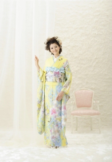 日本展示日本女性和服展示图片