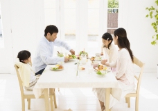 家庭餐桌0222