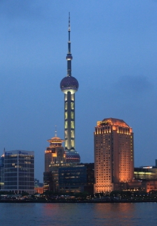 上海 东方明珠塔 夜景图片