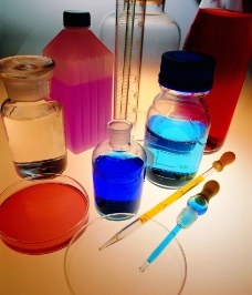 吸管 杯 试验用品 药水 血样 医疗护理 科技图片 摄影图片